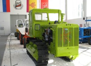 traktor T-4A