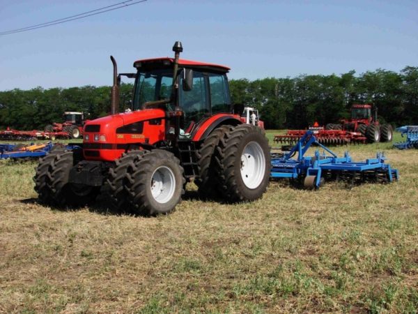 hodovaya-chast-traktora-mtz-1523