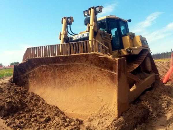 Навесное оборудование бульдозера «CAT D9R»