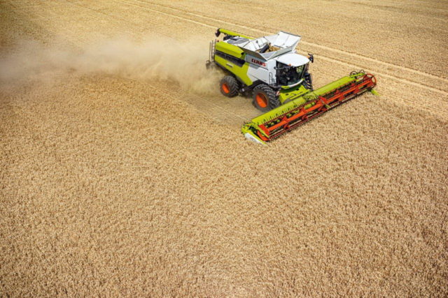 claas-lexion-03