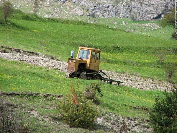 Виноградарь, садовод, свекловод и овощевод производства СССР и Болгарии