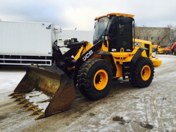 Отзывы о погрузчиках JCB 426 ZX