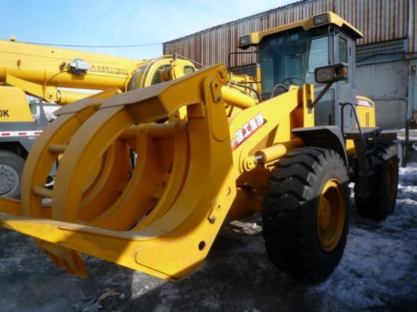 Обслуживание XCMG LW300F