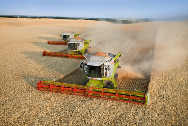 ДЕМОНСТРАЦИОННЫЙ ТУР CLAAS 2021: ШИРОКАЯ ЛИНЕЙКА ТЕХНИКИ НА РОССИЙСКИХ ПОЛЯХ