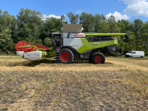 CLAAS: КОМБАЙН LEXION 6800 ПРОДЕМОНСТРИРОВАЛ СВОИ ВОЗМОЖНОСТИ В ПРИРОДНО-КЛИМАТИЧЕСКИХ УСЛОВИЯХ СИБИРИ И ЮГА РОССИИ