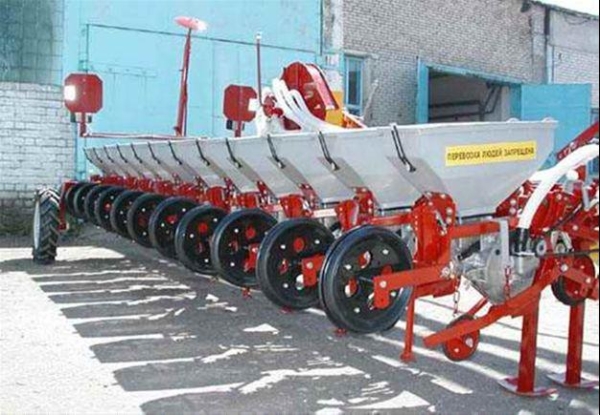 Устройство сеялки СТВ-12