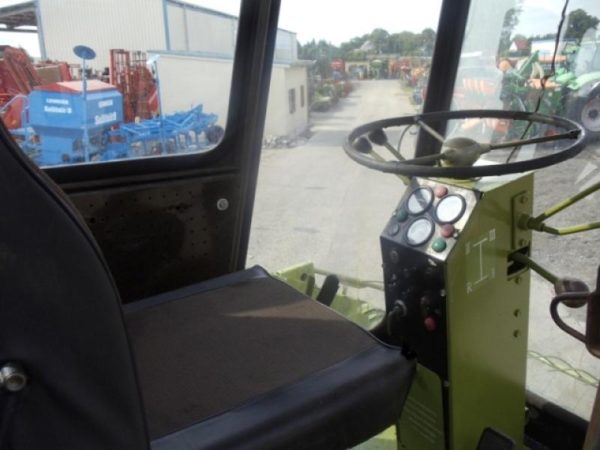 Кабина кормоуборочного комбайна Е-281
