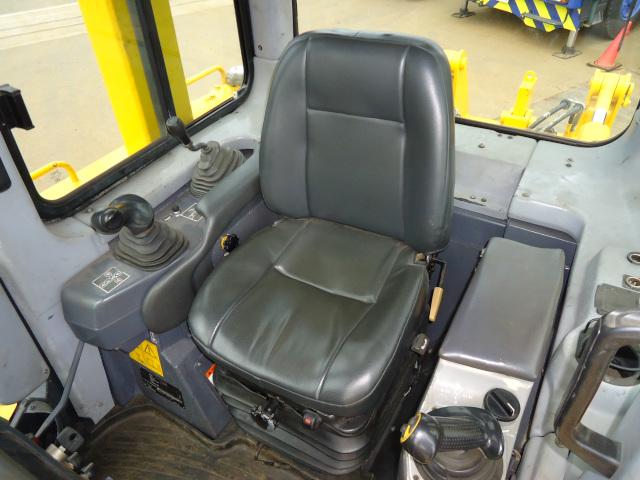 Кабина бульдозера Komatsu D85