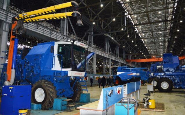 Комбайн Агромаш-4000-